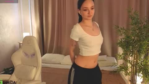 Annie online show from 02.20.26