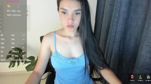 Snapshot of susan_arango chatting on 12.07.24 susan love online show from 12.07.24