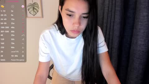 Snapshot of susan_arango chatting on 01.24.25 susan love online show from 01.24.25
