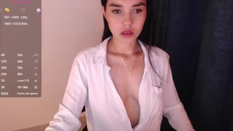 Snapshot of susan_arango chatting on 02.16.25 susan love online show from 02.16.25