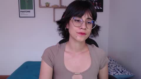 susana_w online show from 02.17.25