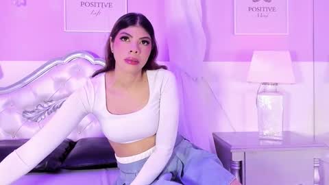 Gabbybale  online show from 10.15.25