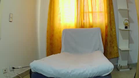 Snapshot of susanjacobs chatting on 11.08.25 Susan online show from 11.08.25