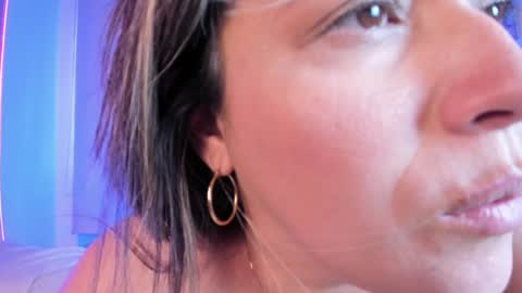 Snapshot of susann_ross chatting on 01.21.25 Susan Everyday From 0530 to 1430 Col Time online show from 01.21.25