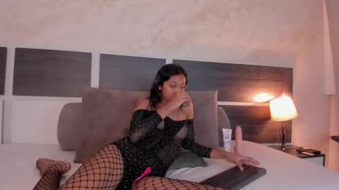 Snapshot of susanna_cute chatting on 10.03.25 susanna_cute online show from 10.03.25