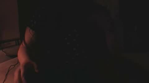 Snapshot of susansfw chatting on 11.16.25 Susanuddee online show from 11.16.25