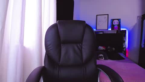 Snapshot of susanyrosa chatting on 03.21.26 Susanyrosa online show from 03.21.26