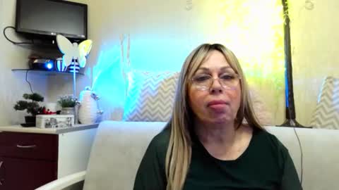 SusiexNoreen online show from 04.17.26