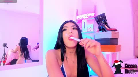 Snapshot of sussan_nicolle1 chatting on 12.17.24 Sussan Nicole  online show from 12.17.24