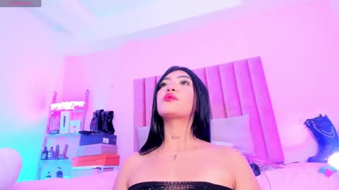 Snapshot of sussan_nicolle1 chatting on 01.27.25 Sussan Nicole  online show from 01.27.25