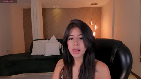 Sussan online show from 02.17.25