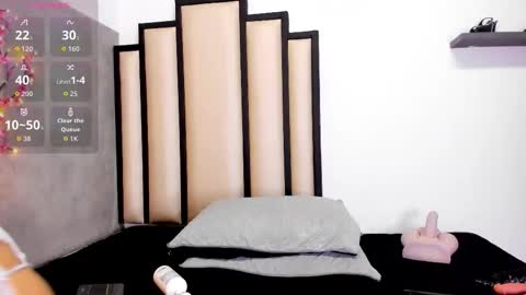 sussanmilf  online show from 10.17.25