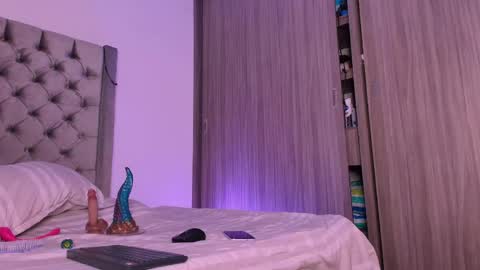 Andrea online show from 04.21.26