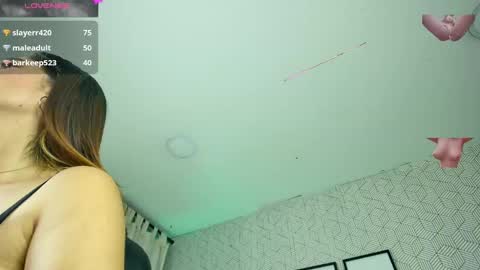 Snapshot of sussy__stone chatting on 01.04.25 online show from 01.04.25