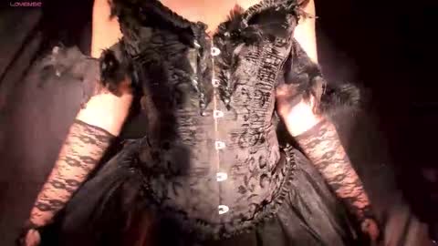 Sussy Bell online show from 10.22.25