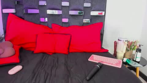 Sussy Sunny online show from 02.25.26