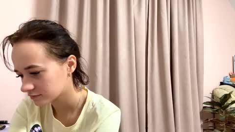 Lilu online show from 09.11.25