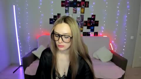 Suzie q online show from 12.20.25