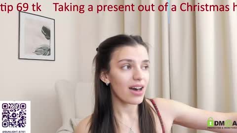 Suzy  next stream  Thursday Friday Saturday online show from 12.25.24