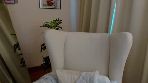 Suzy  next stream  Thursday Friday Saturday online show from 02.20.25