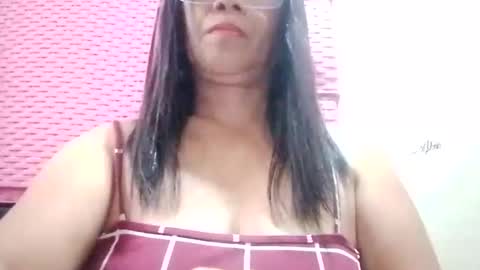 suzzie_hot online show from 10.23.25