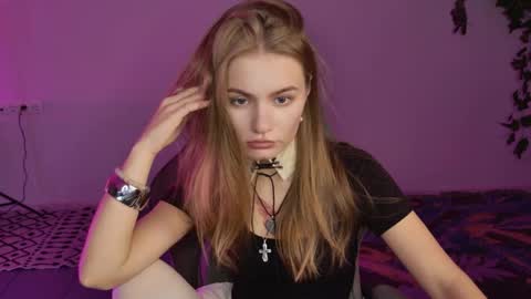 Snapshot of swag_evalution chatting on 10.09.25 Eva online show from 10.09.25