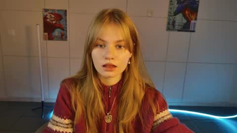 Snapshot of swag_evalution chatting on 10.21.25 Eva online show from 10.21.25