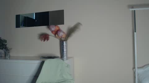 sweat_mia online show from 09.19.25