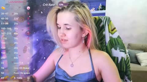 Snapshot of sweeet_bee chatting on 12.05.24 Melisa online show from 12.05.24