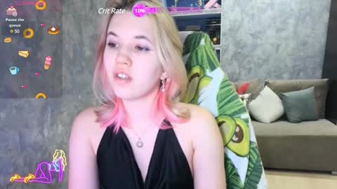 Snapshot of sweeet_bee chatting on 01.30.25 Melisa online show from 01.30.25
