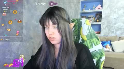 Snapshot of sweeet_bee chatting on 02.13.25 Melisa online show from 02.13.25