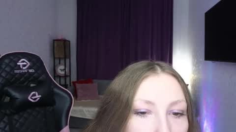 Snapshot of sweeet_lilit chatting on 10.25.25 SwitLilit online show from 10.25.25