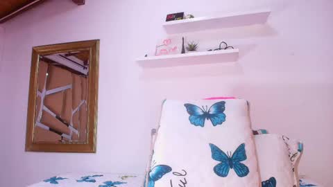 Snapshot of sweegirl_ chatting on 09.12.25 Debora  online show from 09.12.25