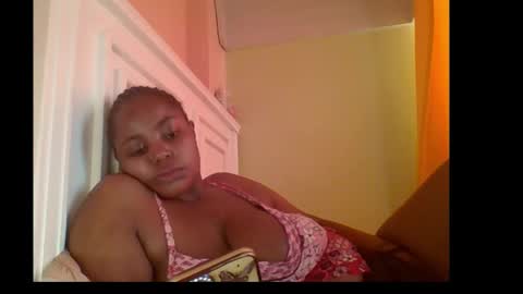 sweet52537 online show from 11.19.25