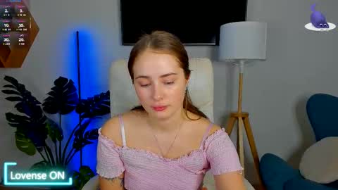 Sweet  Amily online show from 09.30.25