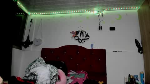 sweet__suck69bitch online show from 01.01.25