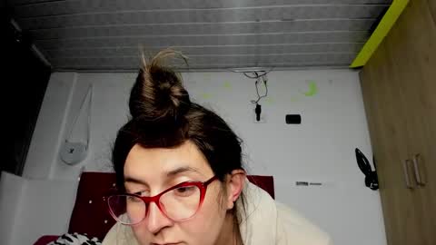sweet__suck69bitch online show from 01.06.25