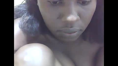 Snapshot of sweet_aaliya chatting on 10.25.25 Aaliya online show from 10.25.25