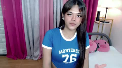 Snapshot of sweet_ahrii chatting on 02.19.25 CLEO online show from 02.19.25