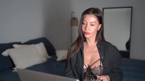 Dorothea online show from 10.20.25