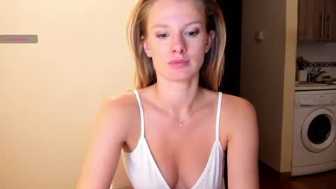 Snapshot of sweet_angel_a chatting on 07.07.26 Ann - your sweet girl online show from 07.07.26
