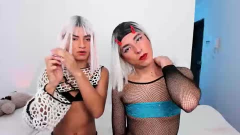 Snapshot of sweet_angels_xx chatting on 10.30.25 Samantha Jones  Charlotte York online show from 10.30.25