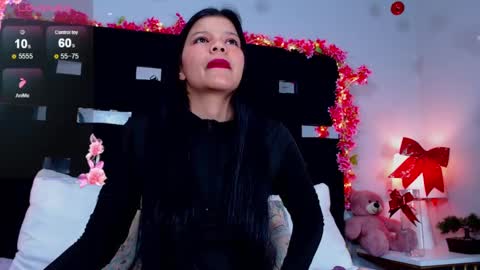 Snapshot of sweet_anto_ chatting on 12.21.24 antonella online show from 12.21.24