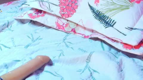 April sweet online show from 05.18.26