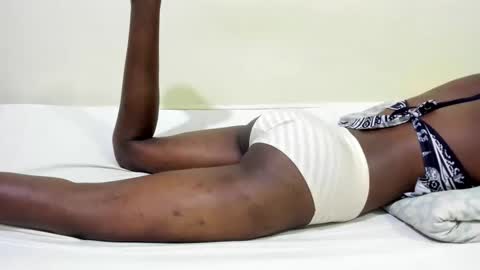 sweet_arya1 online show from 10.20.25