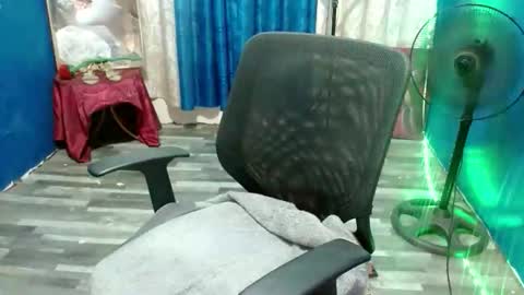 Chelsy online show from 10.13.25