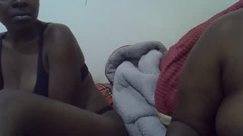 Snapshot of sweet_bela1 chatting on 03.01.26 Queen online show from 03.01.26