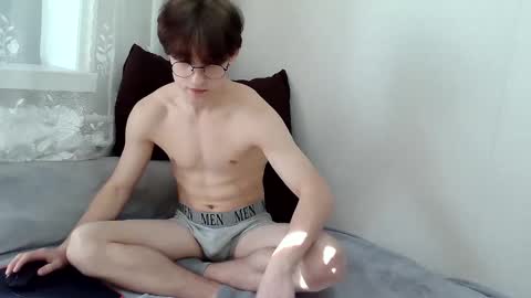 Snapshot of sweet_boy06 chatting on 03.17.26 Sweet boy06 online show from 03.17.26