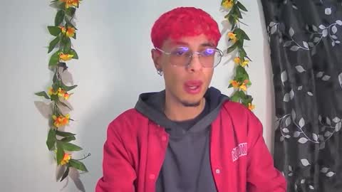 sweet_boy2224 online show from 11.25.25