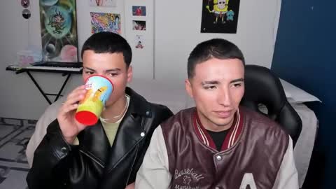 Snapshot of sweet_boys_xx chatting on 12.11.24 CristianBrayan PVT OPEN online show from 12.11.24